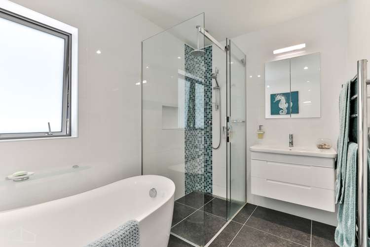 90 Takahe Road Titirangi_13