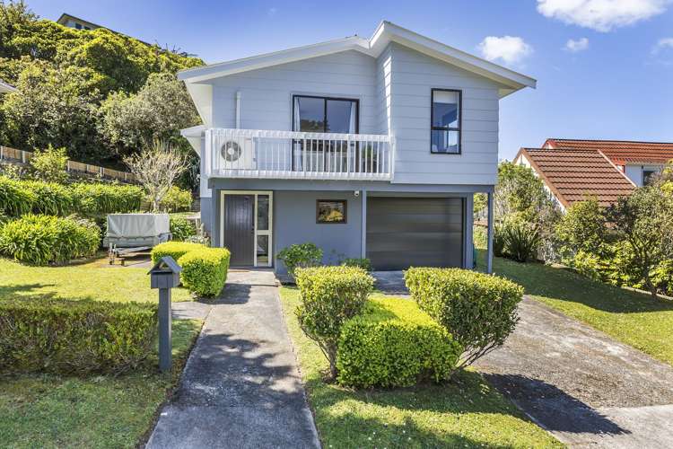 4 Percy Dyett Drive Karori_21