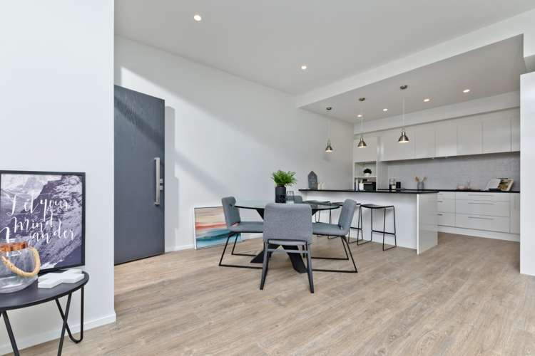 20 Watermill Lane Silverdale_9