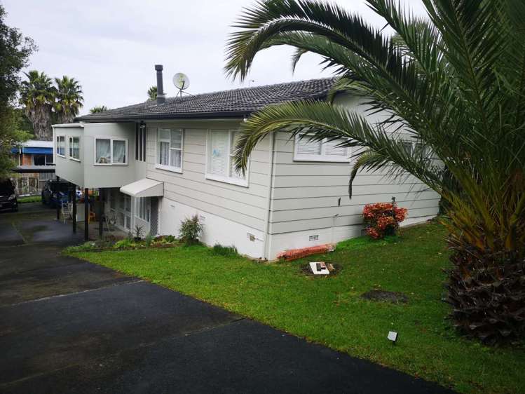 6 Easton Park Pde_0