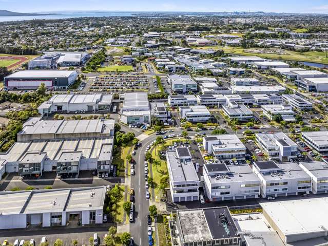 C4/63 Apollo Drive Albany_3