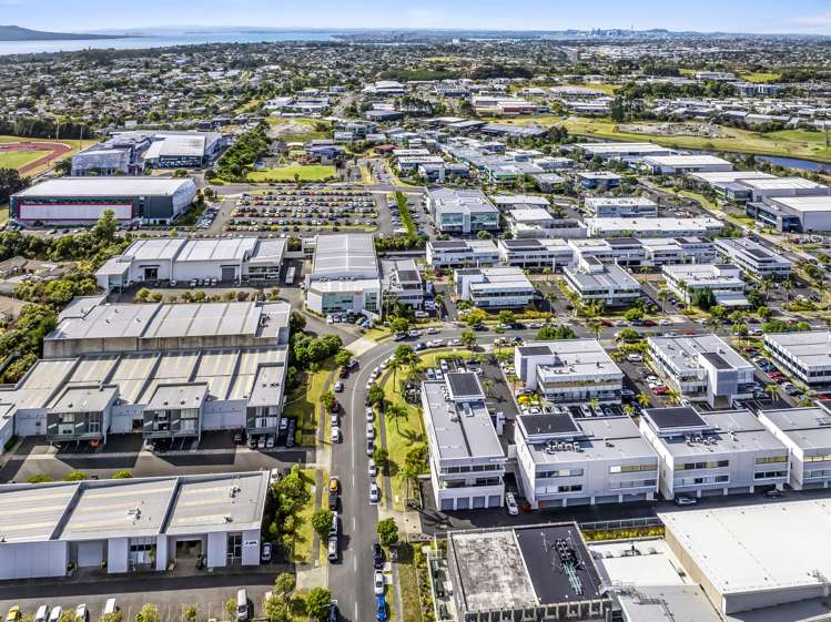 C4/63 Apollo Drive Albany_3