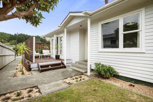 27 Momona Street Wainuiomata_1