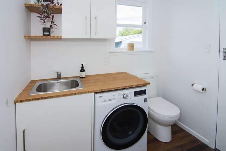 14 William Benton Street Featherston_12