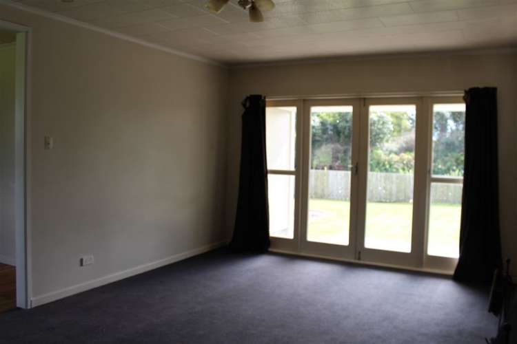 2289 South Road Okato_7