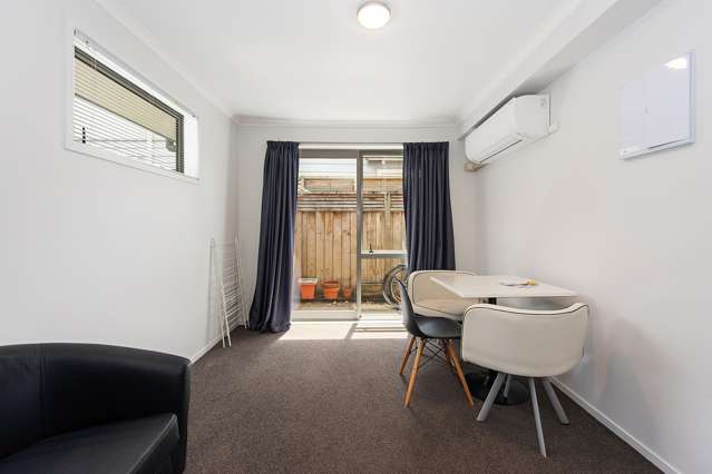 2/28 Hunter Street Hamilton Lake_2