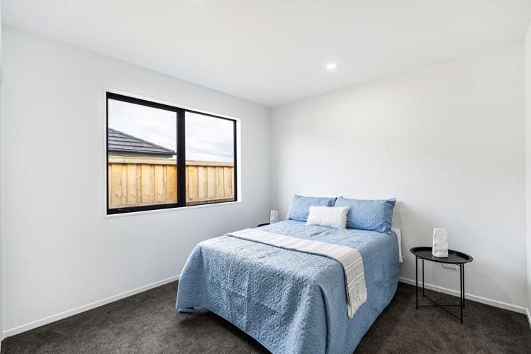 35 Stackwood Avenue Woodend_12