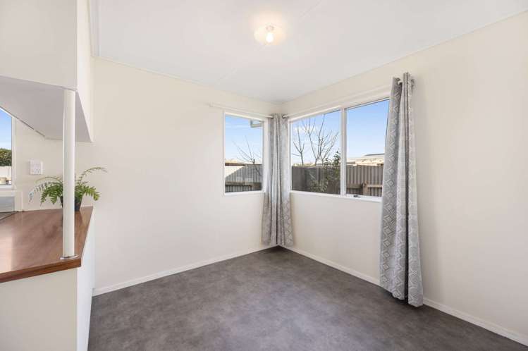 17 Tait Drive Greenmeadows_9