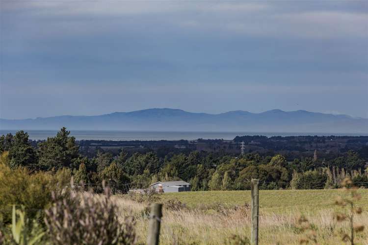 2/285 Maskells Road Balcairn_2