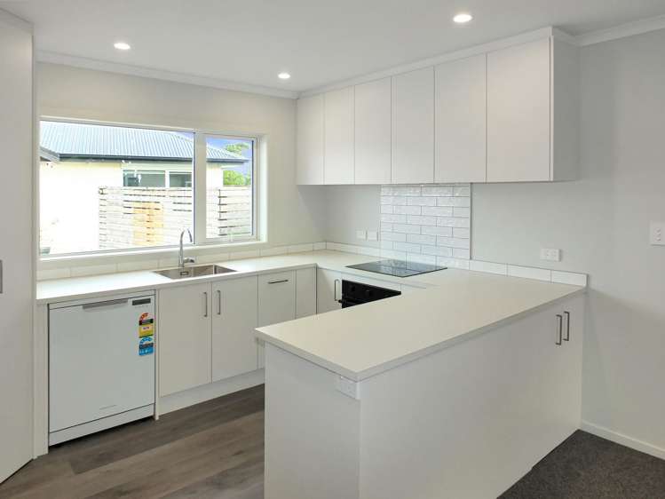 6 Hof Lane Foxton_5