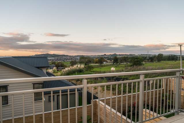 7 Manawatere Way Flat Bush_3