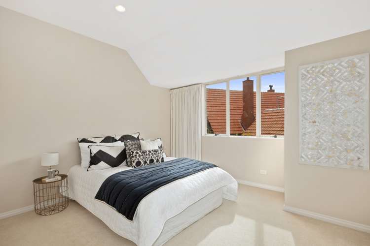 2/10 Military Road Boulcott_16