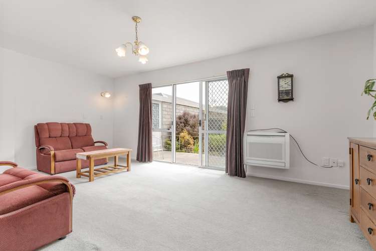 2/437 Main South Road Hornby_5