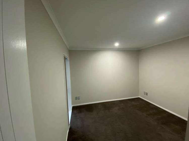 8 Kakaho Way Papatoetoe_6