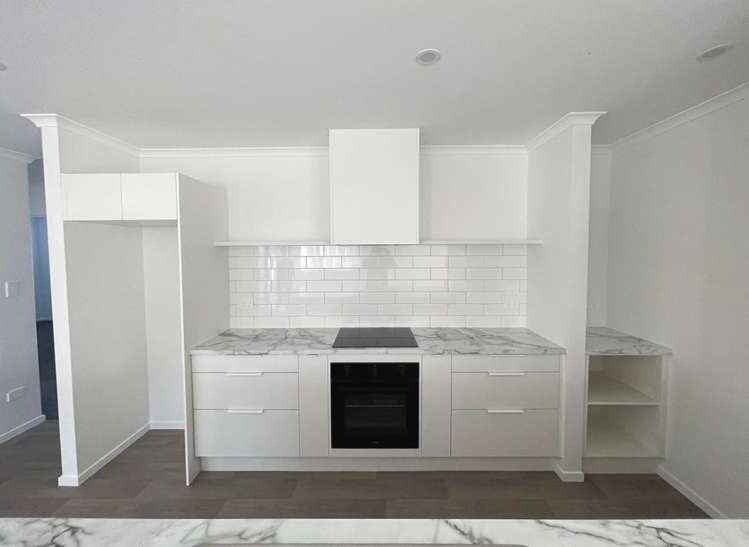 11 Royal Saint Annes Drive Kamo_2