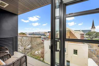 418/9 Madeira Lane_2