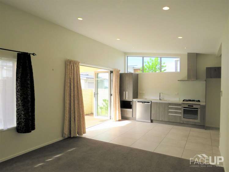 10 Squadron Drive Hobsonville_2