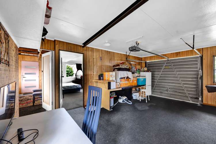 16 Ropata Street Hawera_12