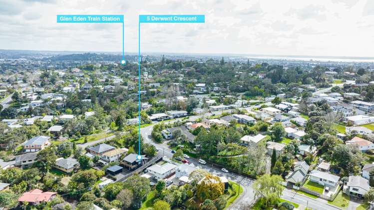 5 Derwent Crescent Titirangi_29