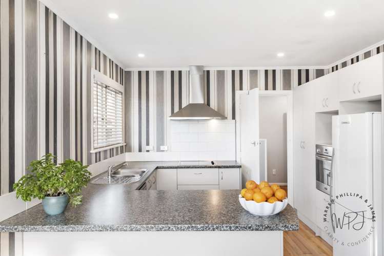 41 Shirley Avenue Papakura_12
