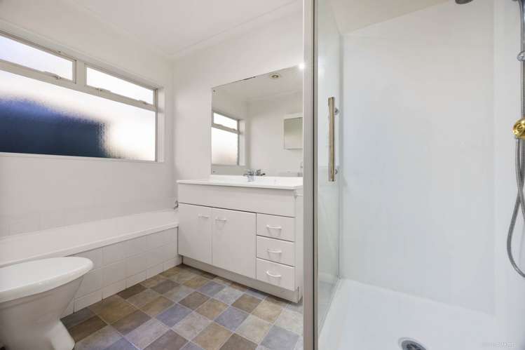 29 Dan Tori Place Orewa_7