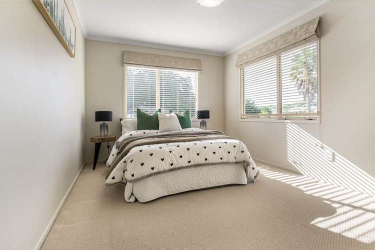 33 Kristin Lane Albany_10