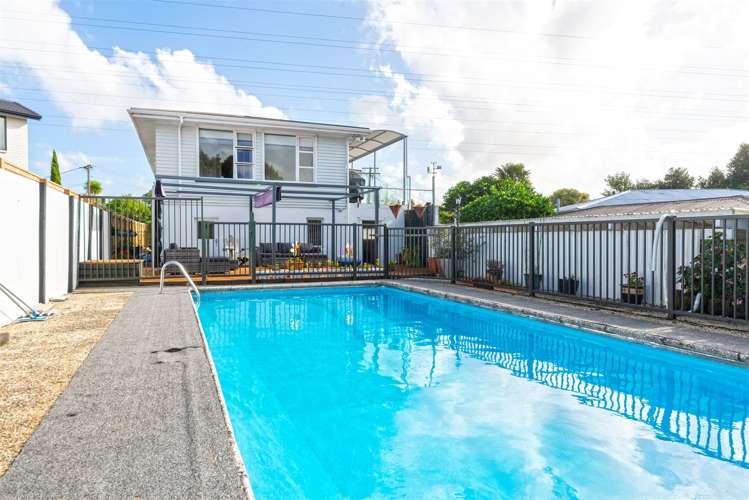 19 Marlene Avenue Te Atatu South_26