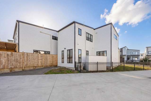 Standalone, corner, 2 ensuites - Bring all offers