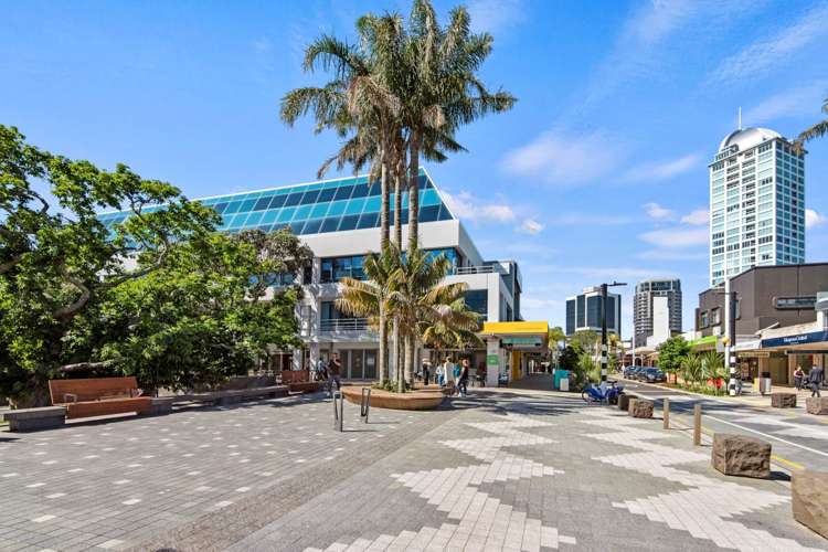 Level 2/33-45 Hurstmere Road Takapuna_7