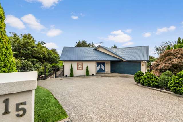 15 Lough Bourne Drive Pukekohe_1