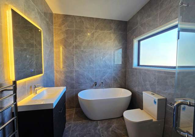 2/23 Melton Road Mt Wellington_3