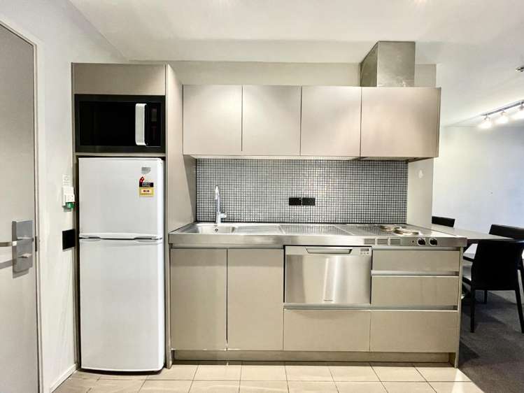 203/19-23 Anzac Avenue 10015_4