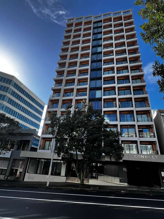 BRAND NEW CBD RETAIL WITH COURTYARD