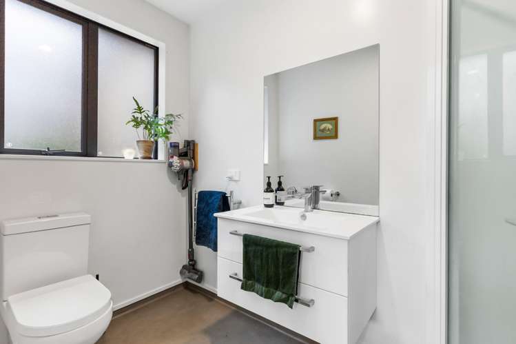 4/56 Fourth Avenue Kingsland_14