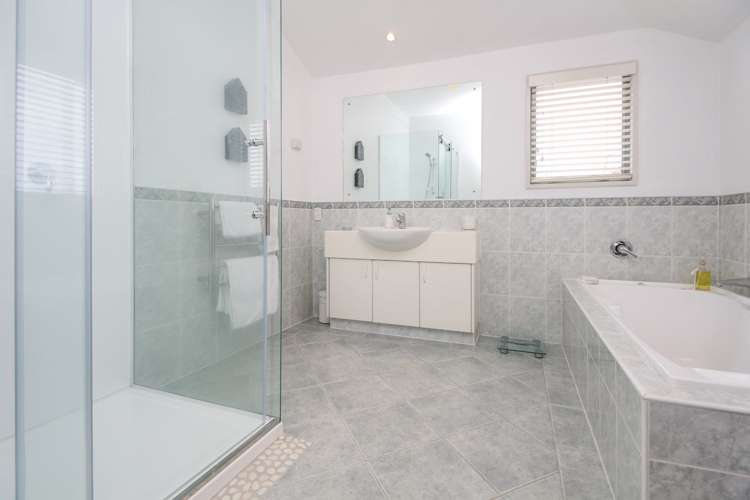 122 Grand Drive Remuera_15