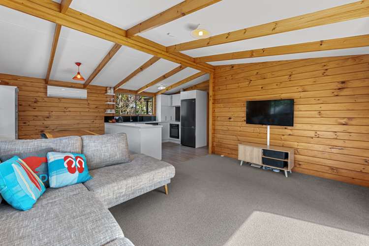 2/18 George Street Papakura_6