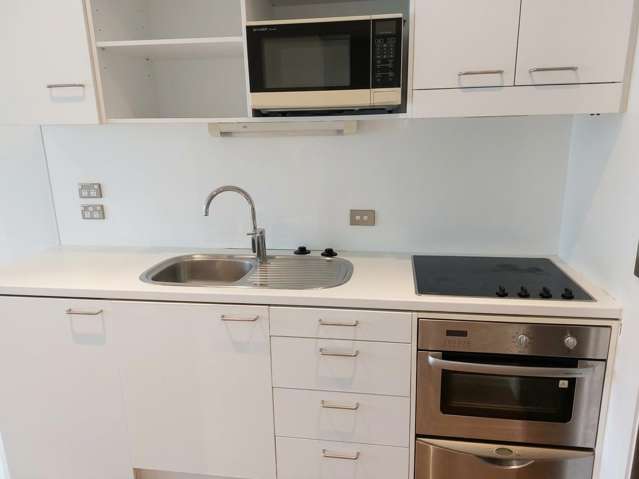 4J/16 Gore Street Auckland Central_2