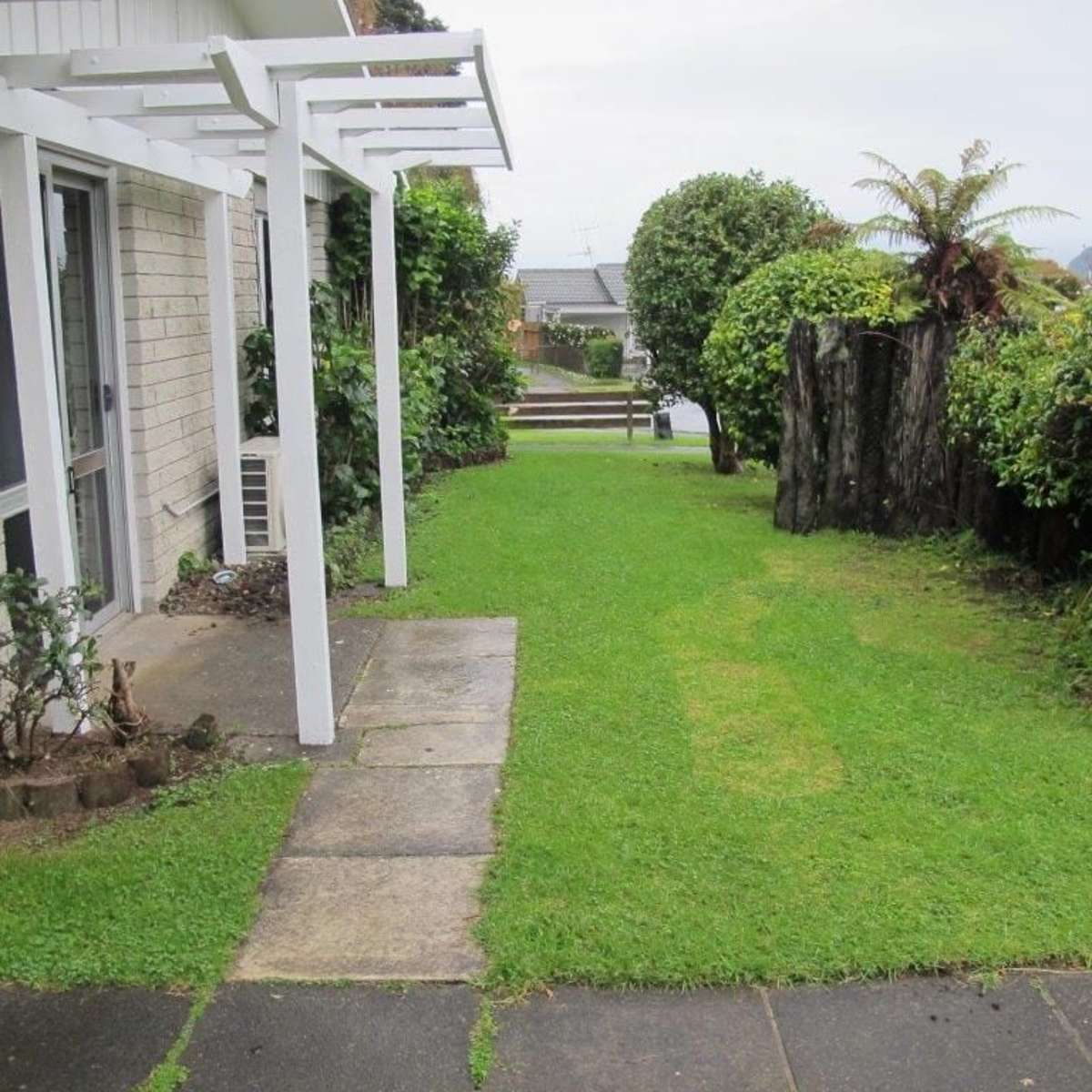Cherrywood: Tidy Two Bedroom Unit 4
