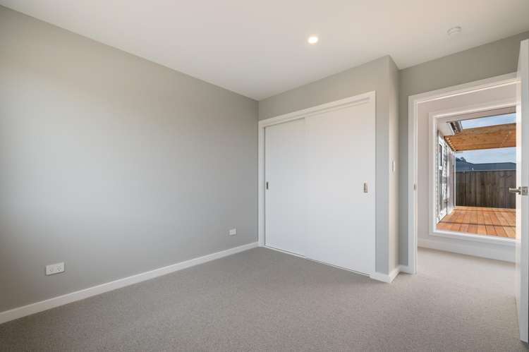 27 Plover Avenue Amberley_13
