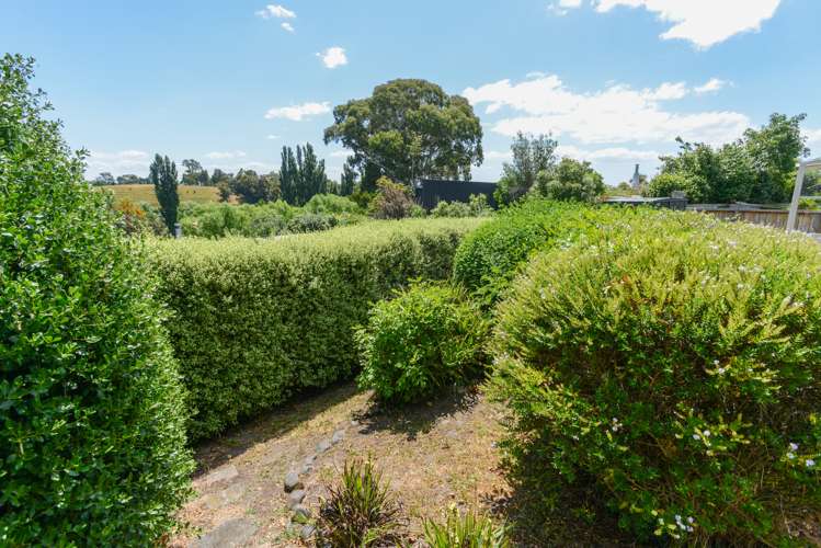 16 Selwyn Road Havelock North_21