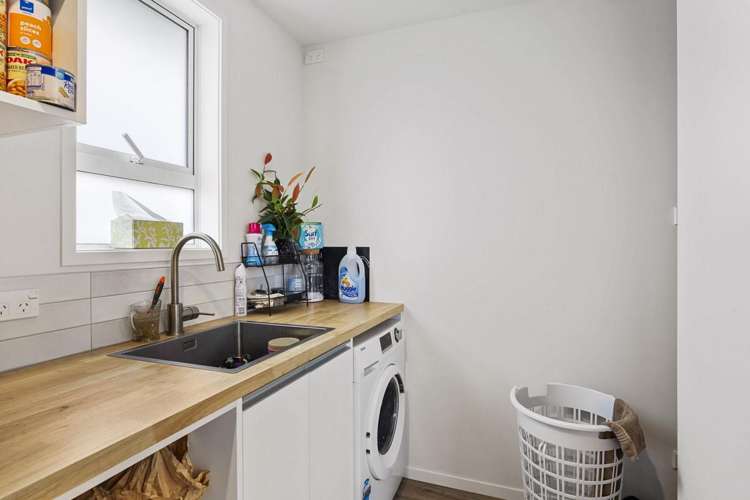 178 South Road Hawera_14