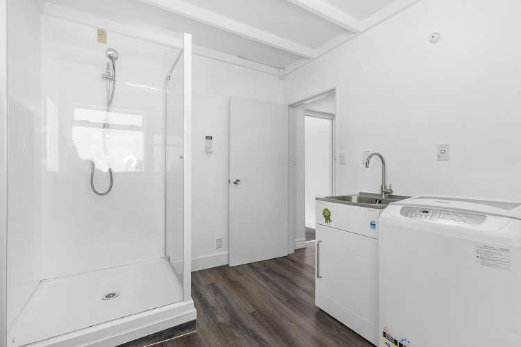 62 Rongotai Road Kilbirnie_7