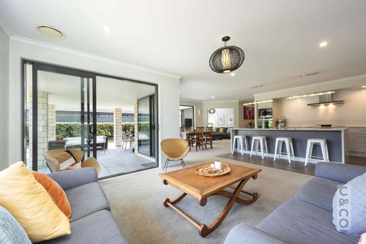 10 Pohutukawa Parade Riverhead_10