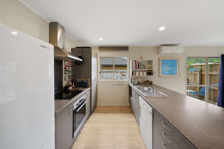 8 Fraser Colman Grove Wainuiomata_8