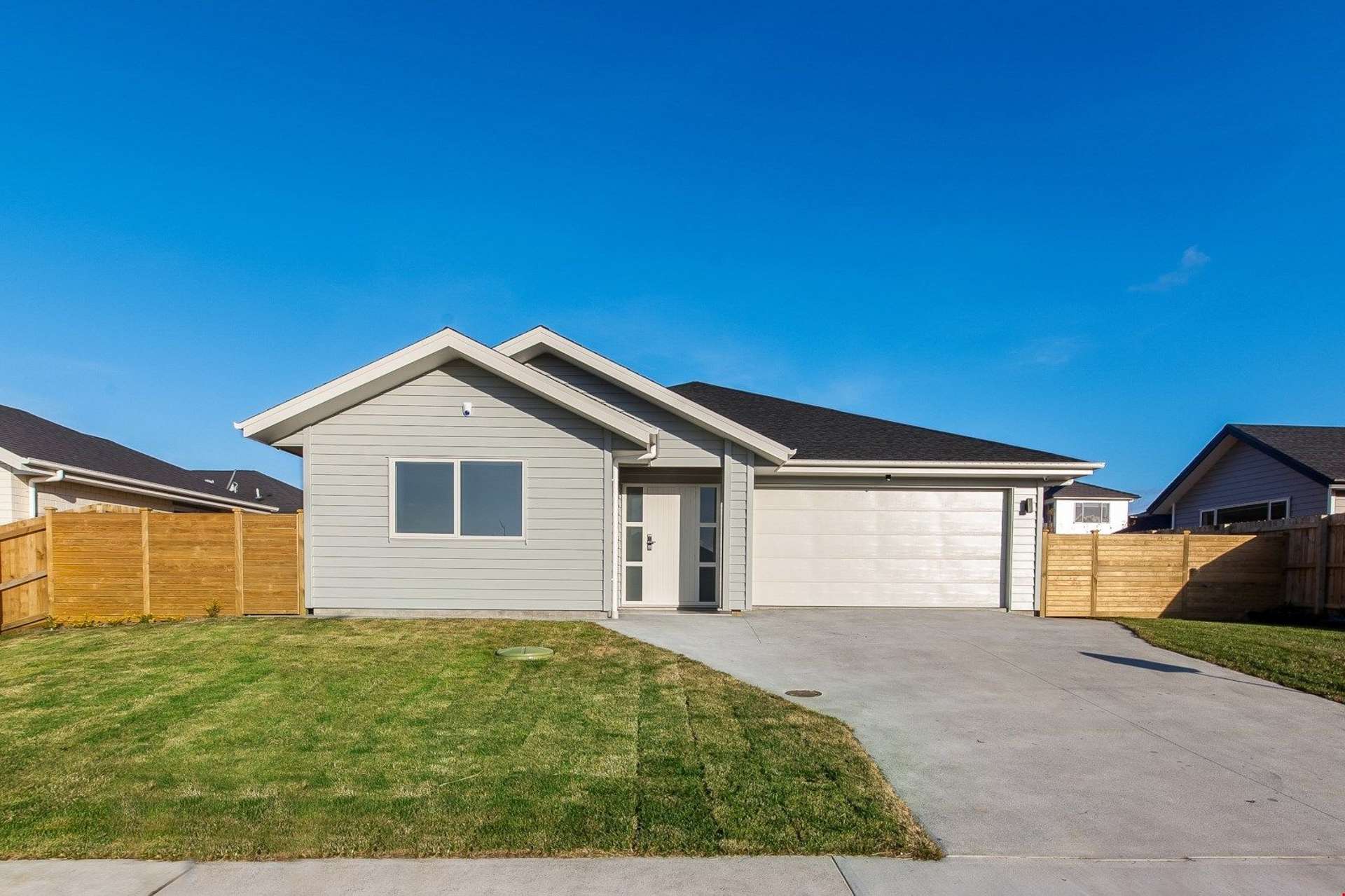 7 Eric Farley Drive Kumeu_0