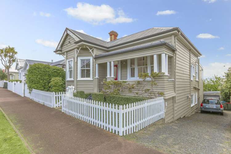 127 Crummer Road Grey Lynn_19