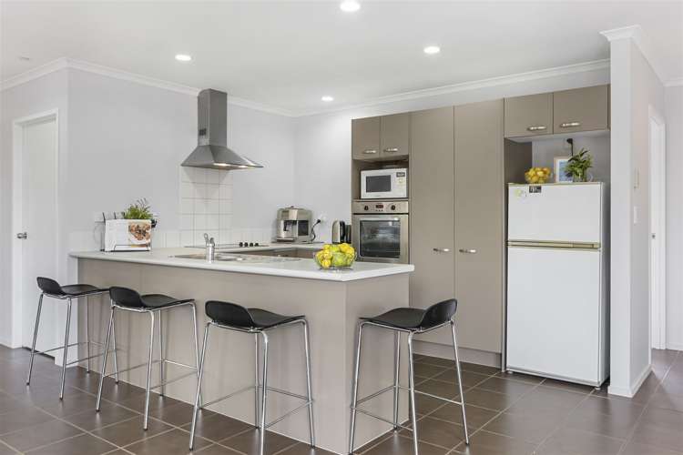 1 Carol Lee Place Albany Heights_4