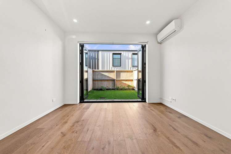 22 Hadlow Terrace Grey Lynn_24