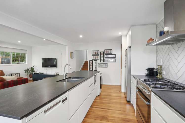 16 Fawcett Road Laingholm_8