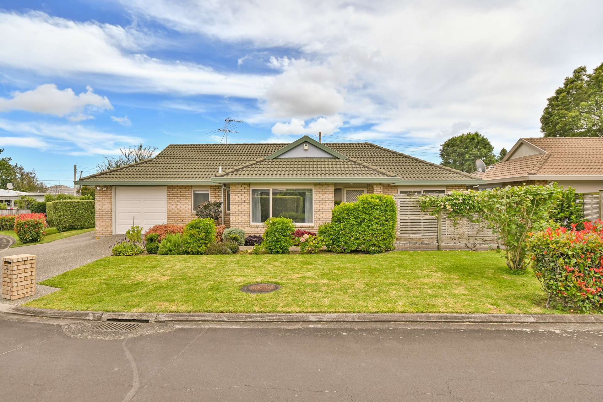 25c Youngs Road Papakura_0